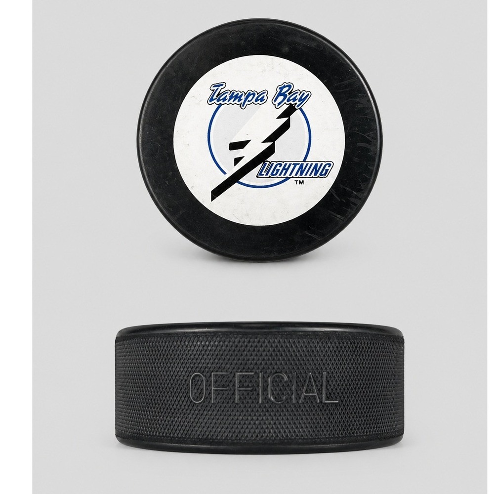 Vintage Tampa Bay Lightning NHL Official Hockey Puck In Glas Co Made in Czech